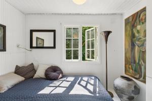 Family-Friendly Cottage Near Beach Nature