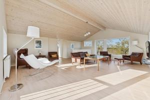Lovely Holiday Home In Snøde Langeland