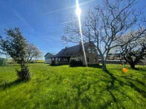 Renovated Country Home 50 M From The Sea