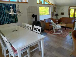 Lovely Holiday Home Near Sandy Beach