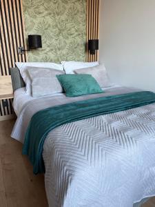 Apartament Szmaragdowy PRESTIGE APARTMENTS 150 m od plaży z basenem