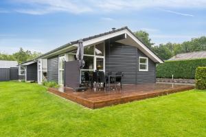 Lovely Holiday Home Spasauna Carcharger River
