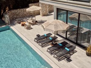 4-Bedroom Private Villa Sea view & Swimming pool