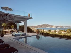 4-Bedroom Private Villa Sea view & Swimming pool