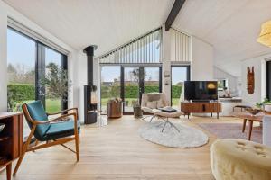 New Holiday Home Close To The Beach
