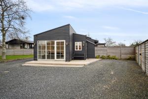 Super Cozy Holiday Home In Nordic Style In Høll