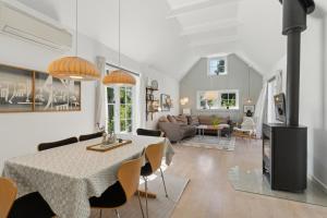Cozy Holiday Home In Scenic Rågeleje