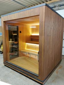 Fully Modernized In 2026 One Minute From The Ocean