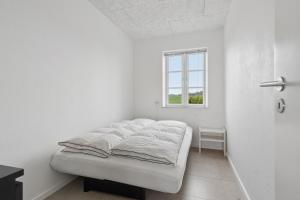 Large Holiday Home For 18 People On South Funen