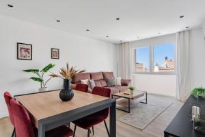 Carrera II & old town by ELE Apartments