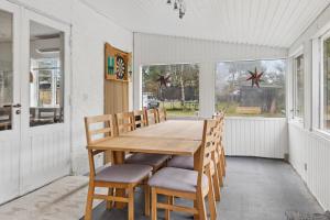 Active Holiday In Large Home With Garden