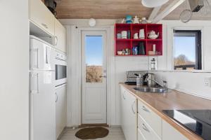 Cozy Beachfront Cottage