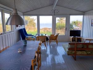 Cozy Beachfront Cottage