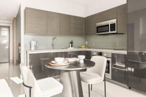 The bond on Brickell ID.5248.