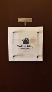 ITALIANSTAYRENTALS Apartment Solferino 37