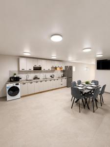 EVURI Rooms