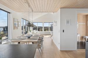 Lovely Holiday Home Near Fjord And Beach