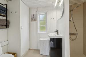 Charming Cottage Close To The Beach
