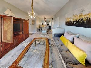Harbor East Condominiums by Ryson Vacation Rentals