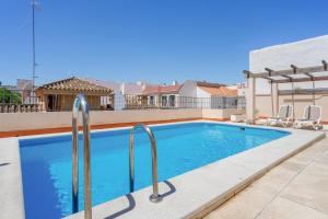 Agua I & seasonal pool by ELE Apartments