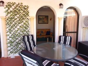 mucahome1 - apartamento terraza vistas y playa 150 m