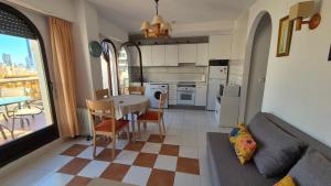 mucahome1 - apartamento terraza vistas y playa 150 m