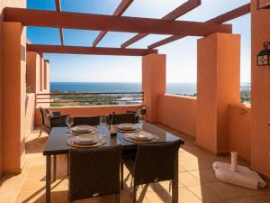 2086-Amazing penthouse with sea view solarium