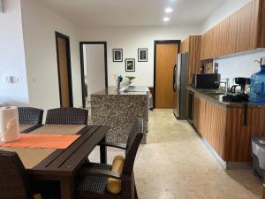 Condo Solana Oceanview and Jungle Bliss!