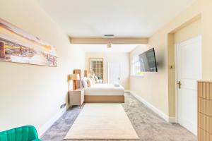 Harbour Retreats by Leap Escapes
