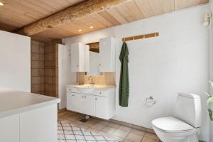 Holiday Apartment With Sea View On Strynø