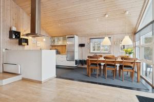 Holiday Home With Spa And Sauna Close To Nature