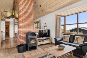 Cozy Holiday Home Near Forest And Beach
