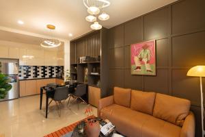 The Sun Avenue 2BR Sunset View Apt, 10 mins to D1
