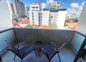 Beautiful luxury equipped apartment in Equipetrol