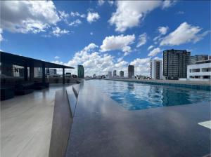 Beautiful luxury equipped apartment in Equipetrol