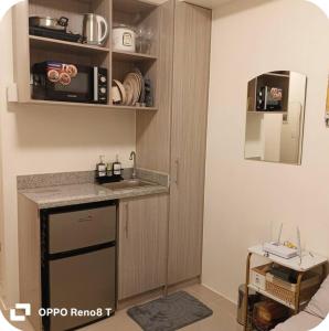 GoldyRich Staycation Place -URBAN DECA TOWER CUBAO