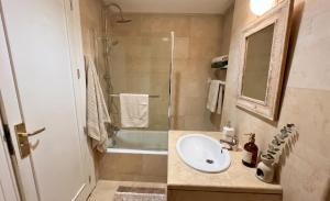 Stylish and modern apartament in the old town