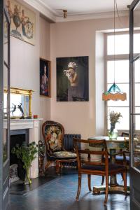 Eccleston Square V by onefinestay