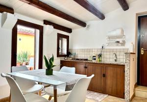 Cùbbula II - Palermo Old Town, Private Terrace