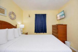 Island Winds West 876