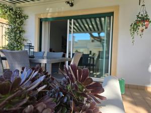 Falésia Townhouse - Walk to Beach - Pool - Garage