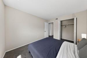 Beautiful 2 bedroom in The Chateau