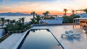 Poolside Retreat - Sea View & Calm Escape - Pearl
