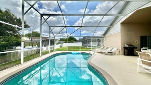 Sunlit Fun Lanai with Pool