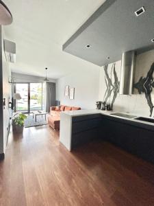 Big and Modern Apt Taksim