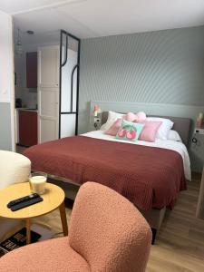 La Suite du Quai - Cocon élégant - Lit QUEEN SIZE - Port et Plage à pied