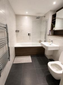 34th Floor 2bed City View Apartment Manchester Deansgate