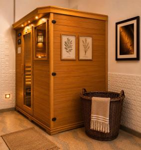 Premium Spa House-Private Jacuzzi & Sauna - DOMUS ANTIQUA