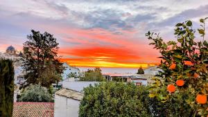 Altea Old Town Gem with Panoramic Sea Views and Garden