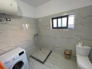 Spitalle,Durres afer Porto Romanos 800 euro per month 800 euro ne muaj